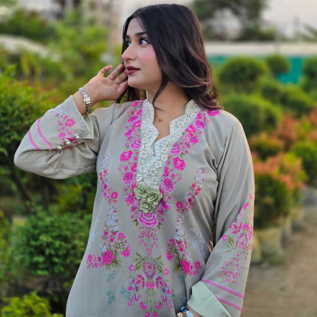 Elegant,Floral,1-Piece,Dress,for,Women,–,Stylish,&,Trendy,Floral,Outfit